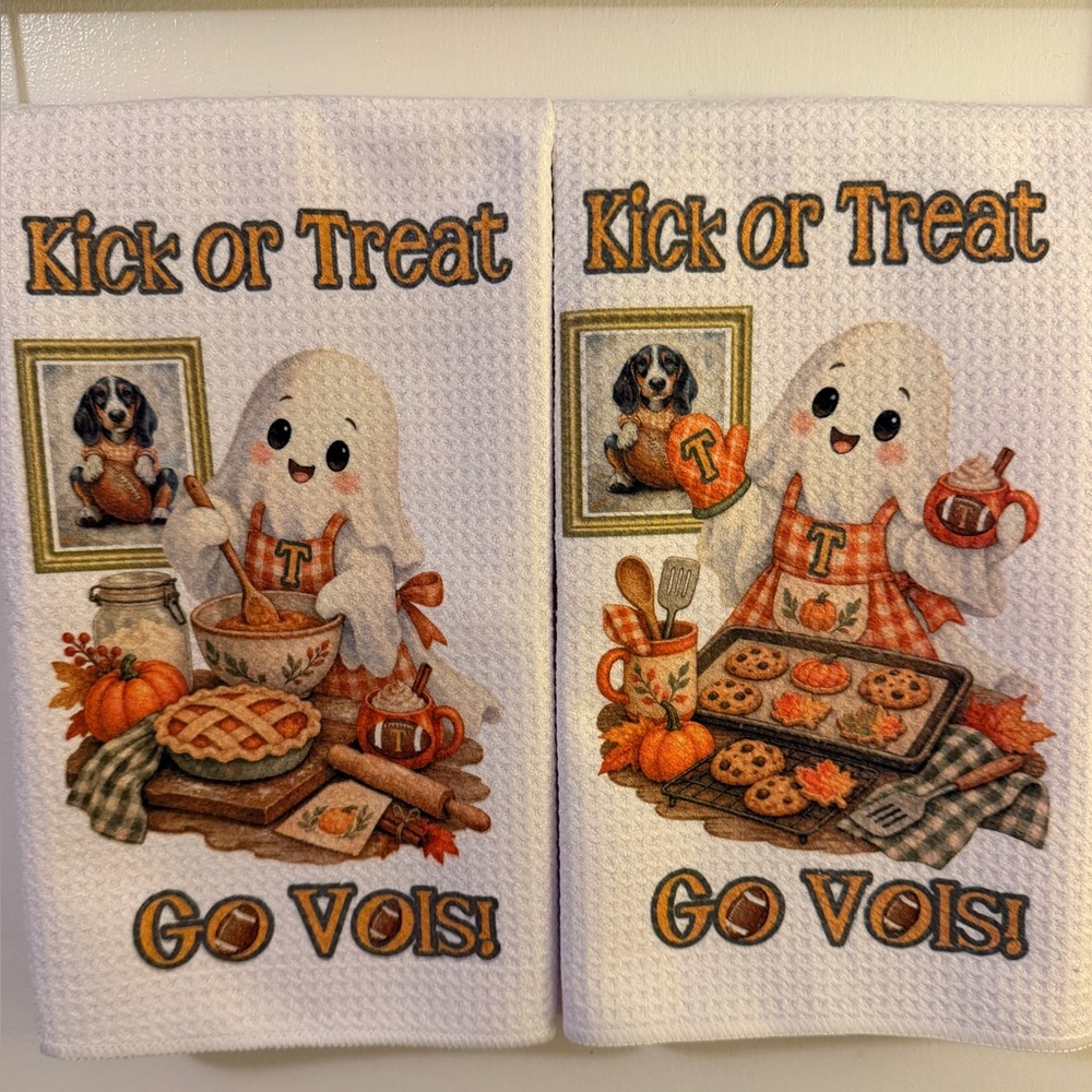 Tennessee Volunteers themed "Kick or Treat" Halloween Ghost Towel, Set of 2
